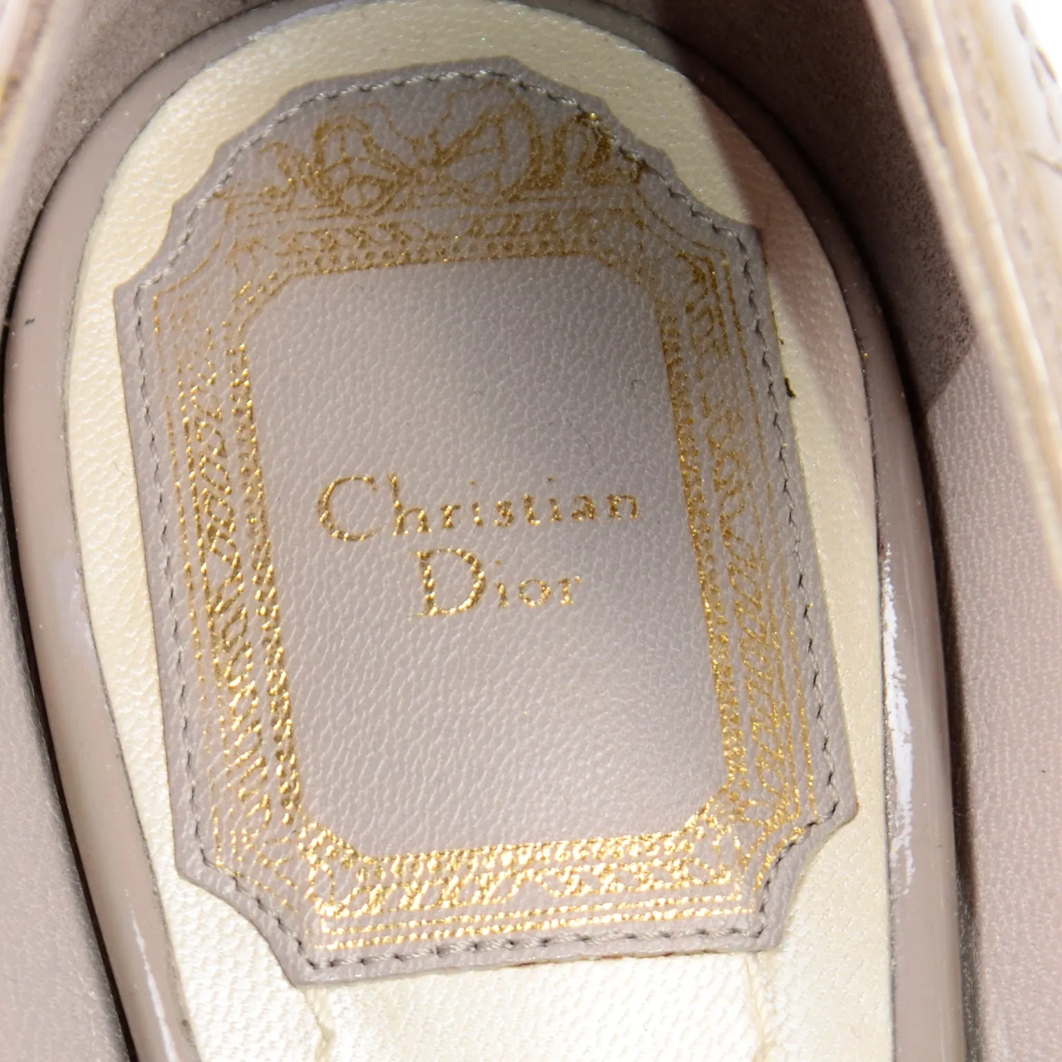 Christian Dior Patent Leather Round Toe Pumps w Black Pierced Bows