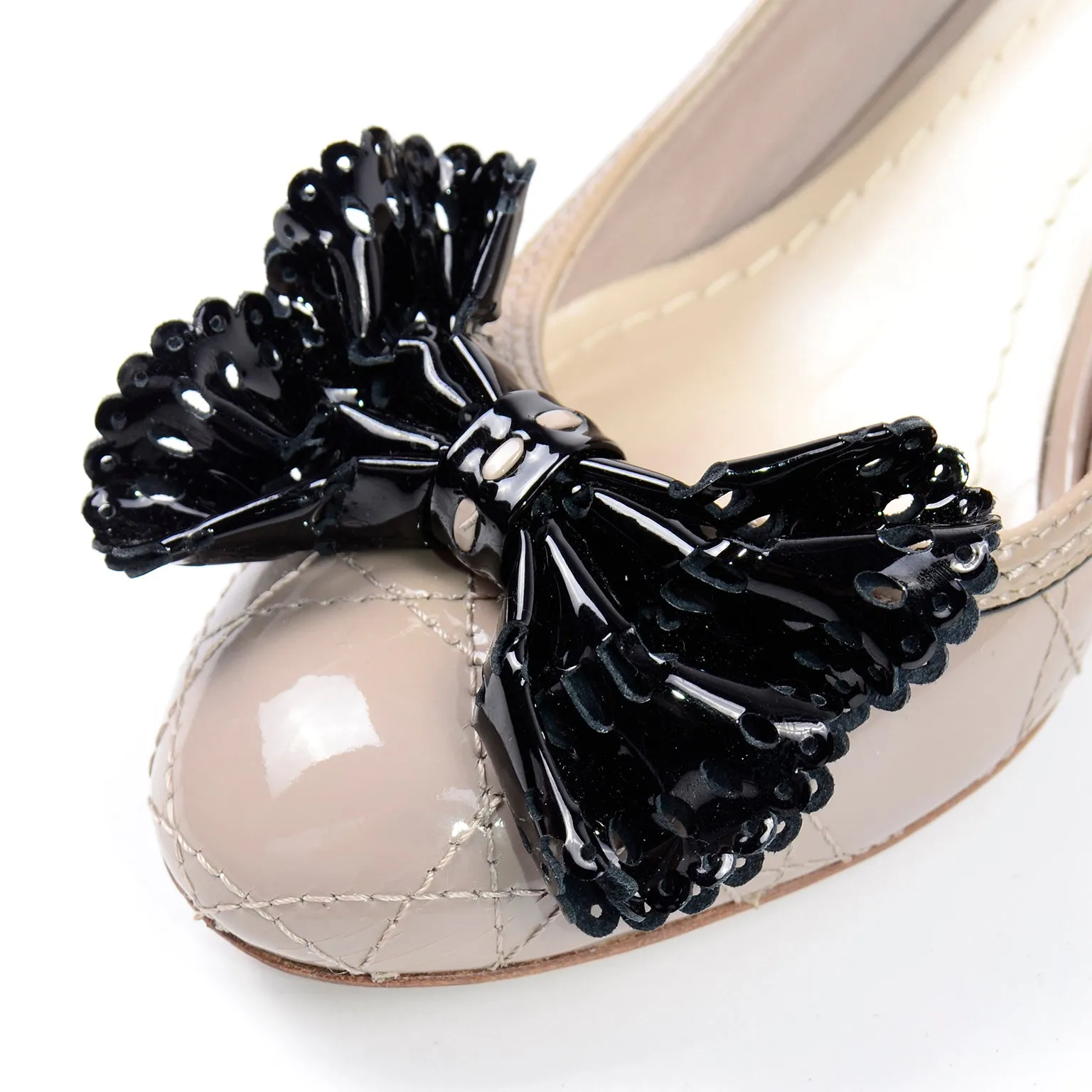 Christian Dior Patent Leather Round Toe Pumps w Black Pierced Bows