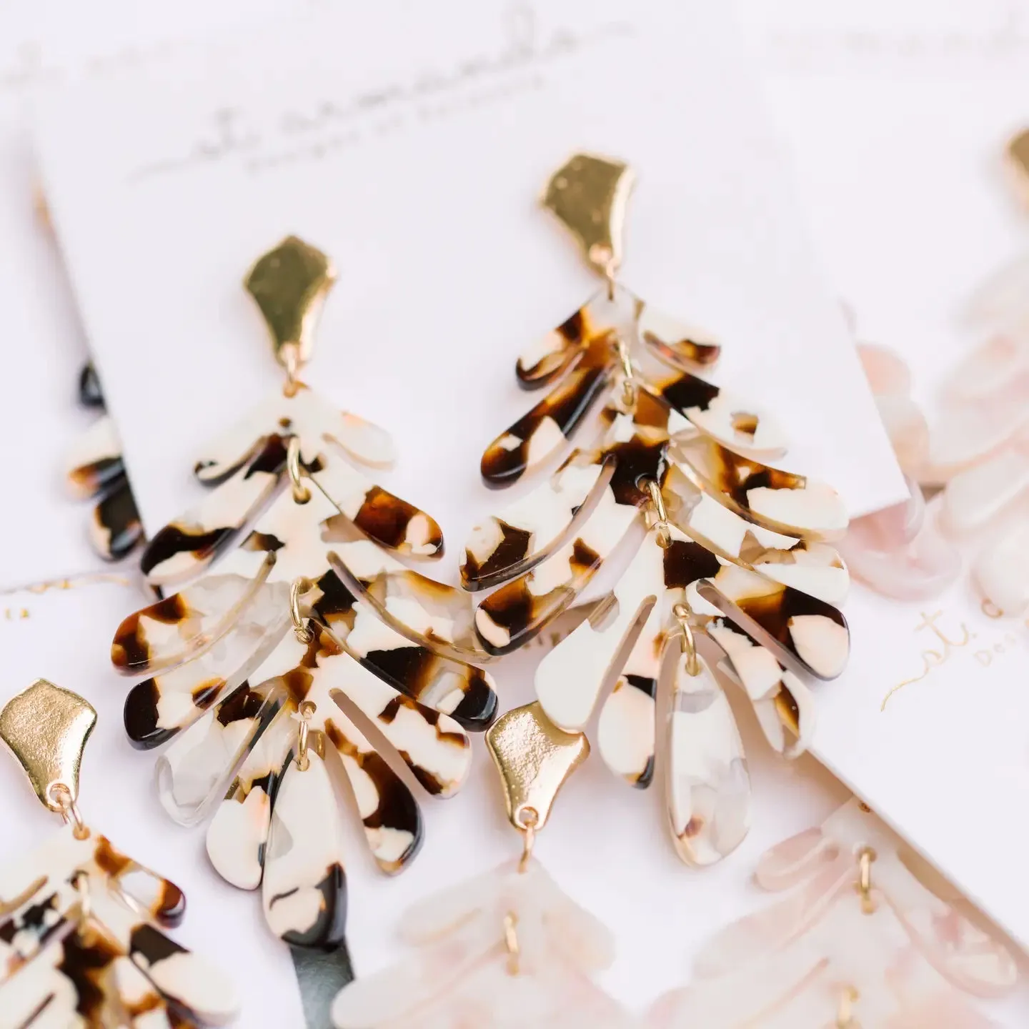 Cocoa Petite Palm Drop Earrings