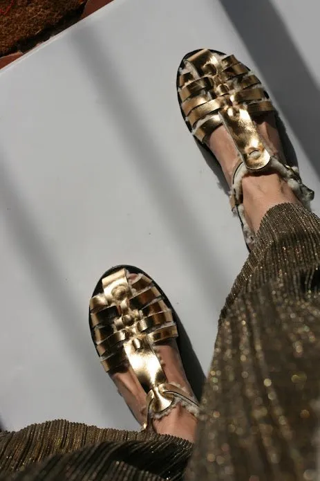 Golden Sheep - Black Sole - Fisherman Sandals
