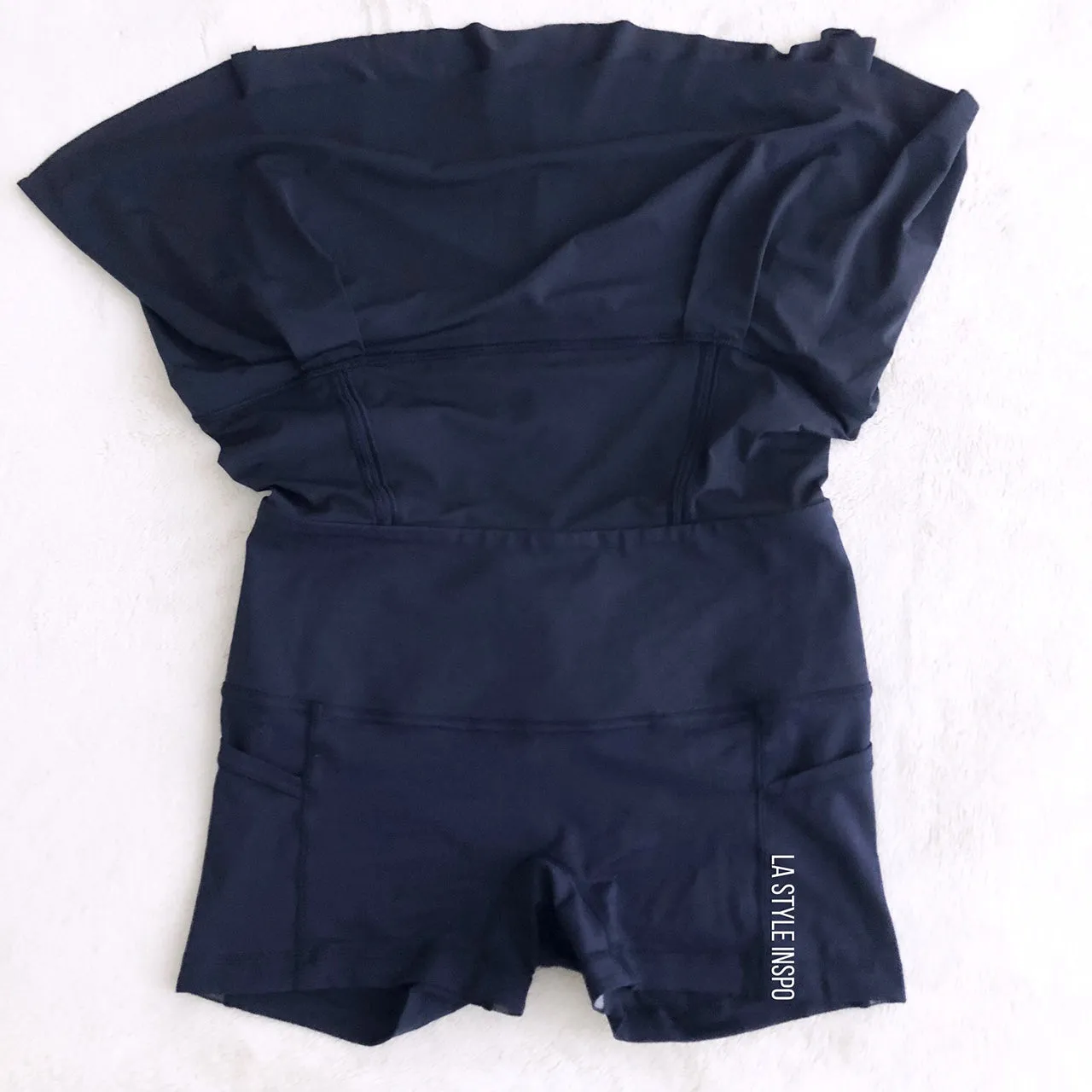Lululemon Lost In Pace Skirt Regular Navy Size 6