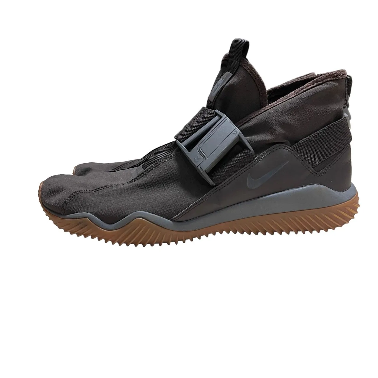 NIKE ナイキ KOMYUTER PREMIUM コミューター スニーカー 921664-200