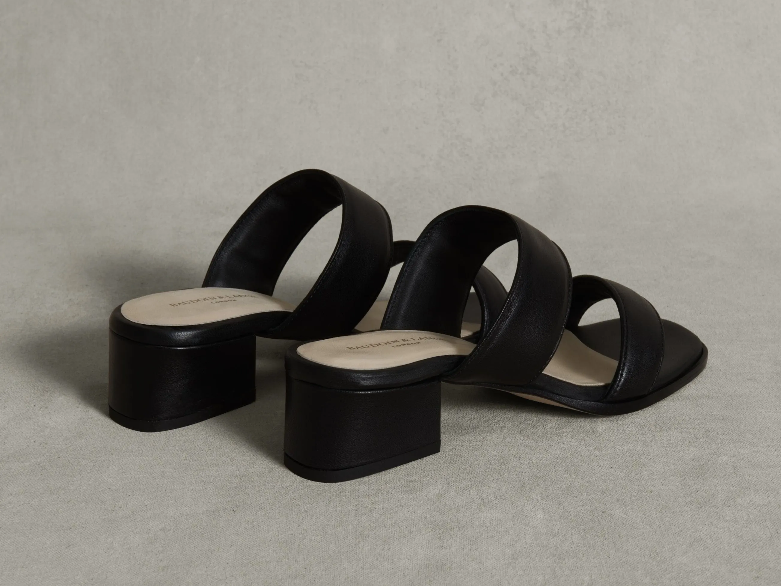 Plume Hi Sandal in Black Nappa